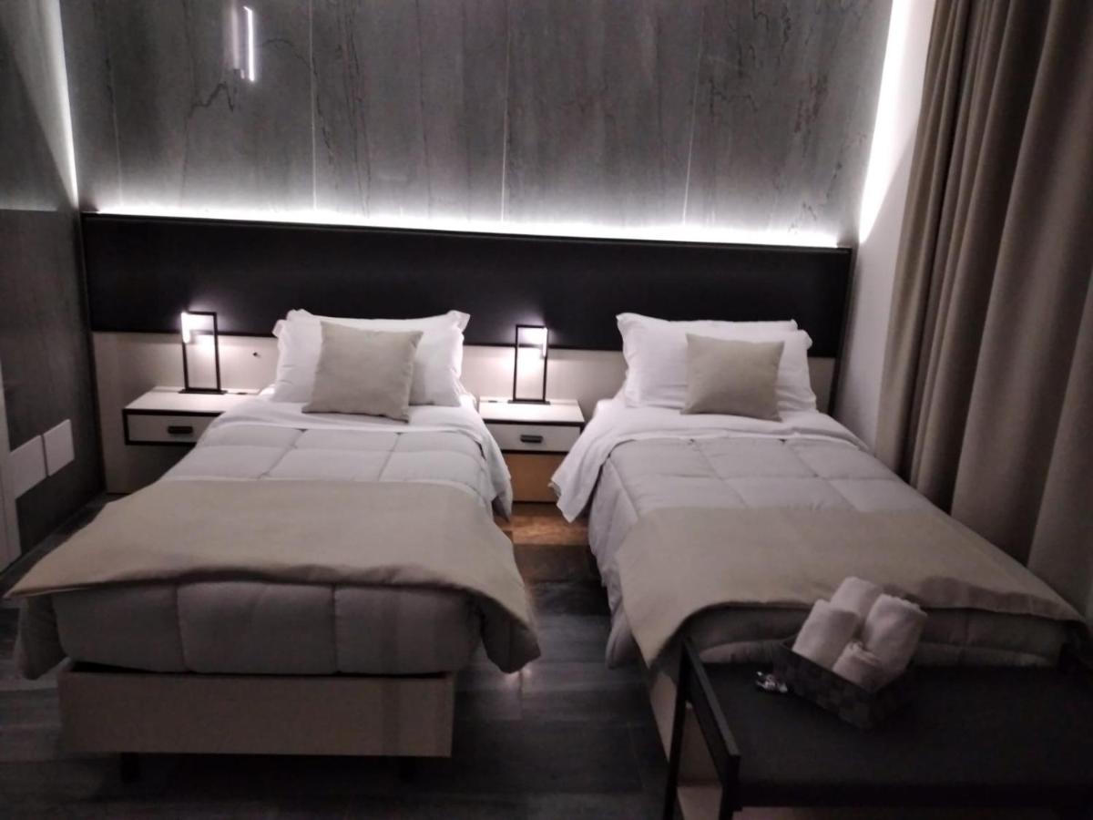 Rainbow Sweet Rooms Valmontone Bagian luar foto