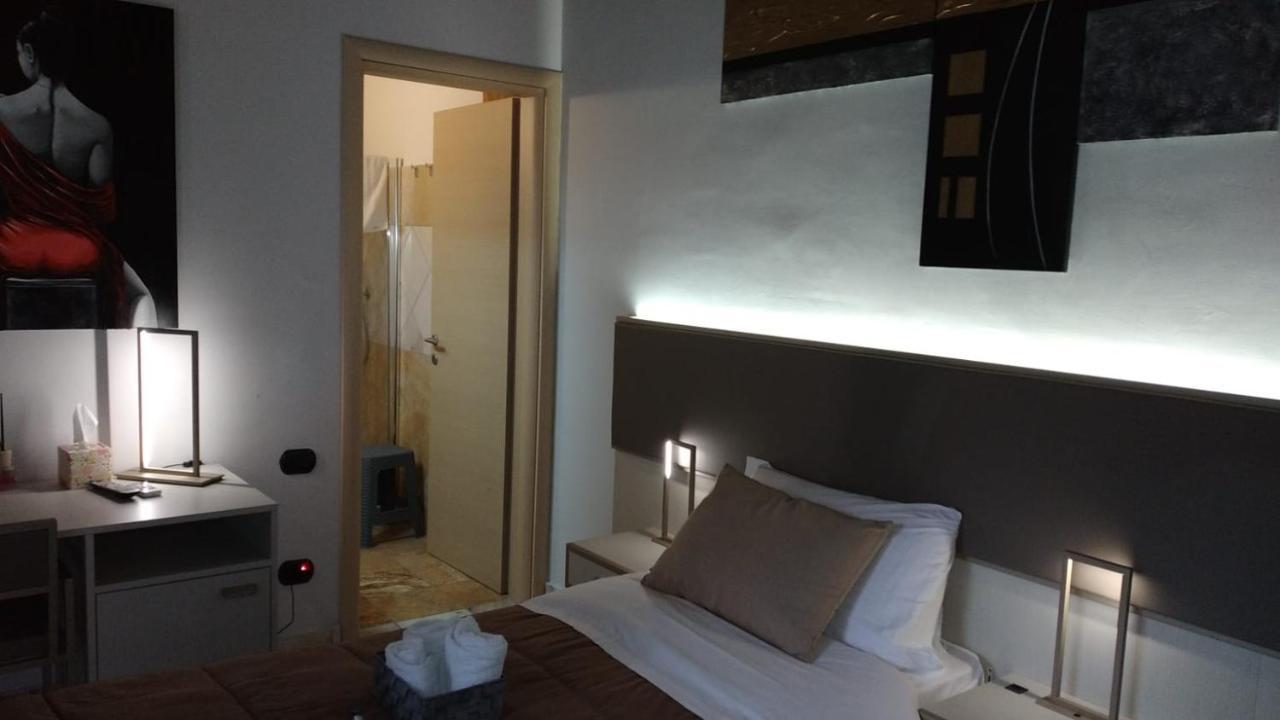 Rainbow Sweet Rooms Valmontone Bagian luar foto