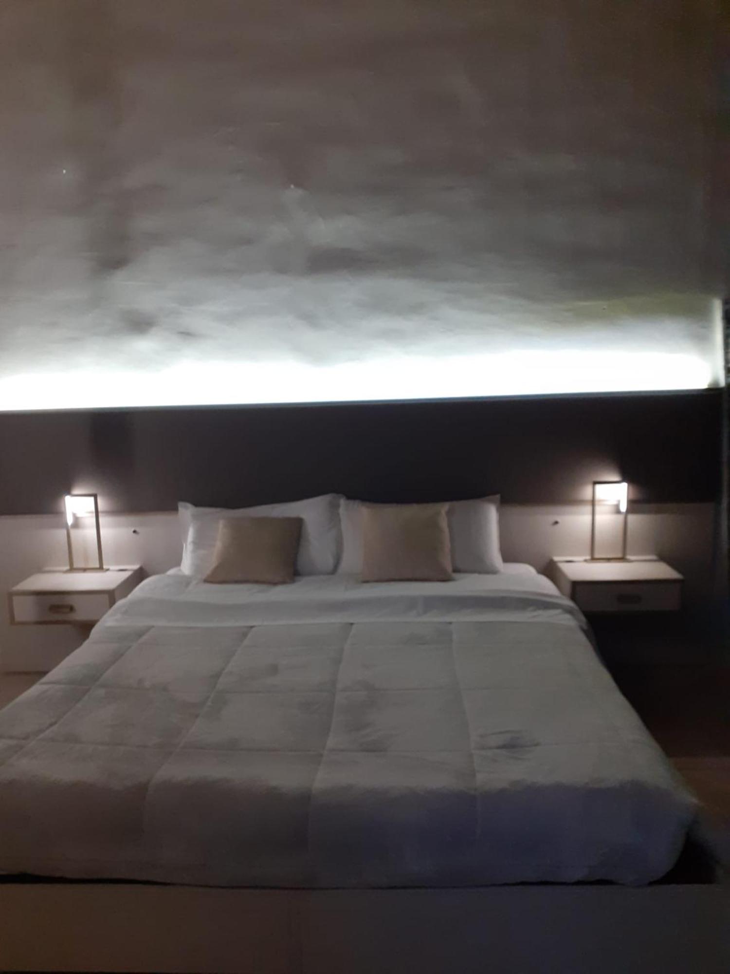 Rainbow Sweet Rooms Valmontone Bagian luar foto