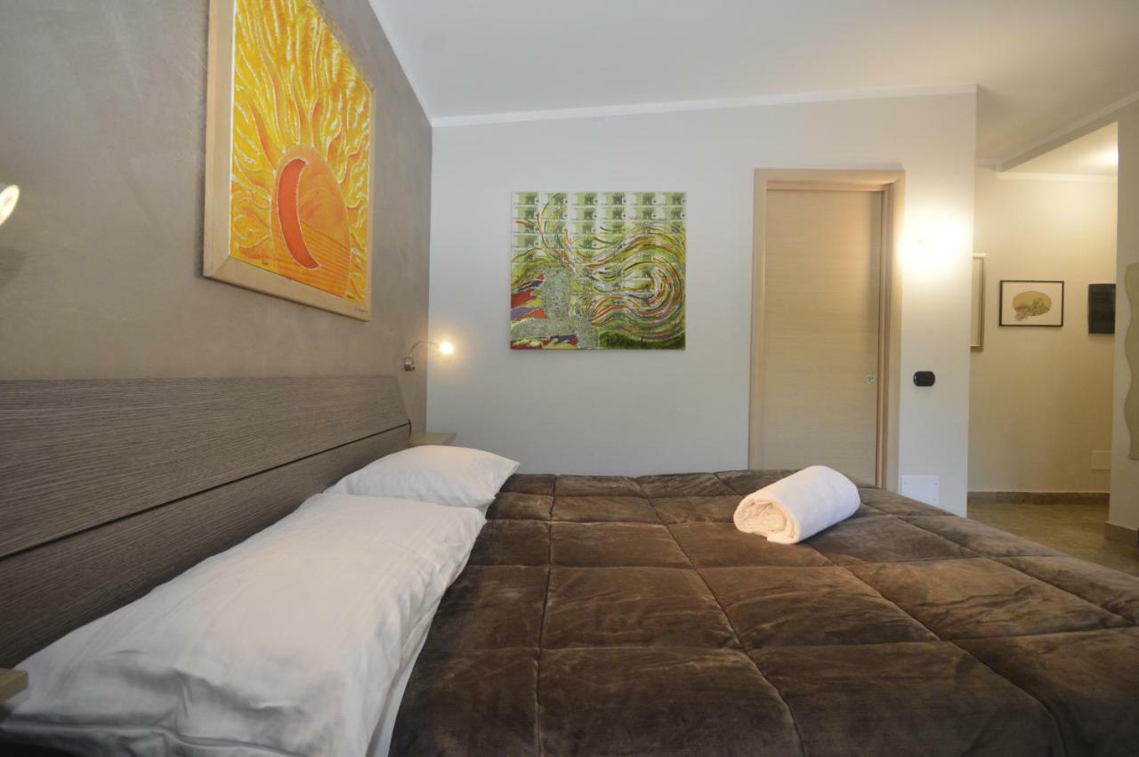 Rainbow Sweet Rooms Valmontone Bagian luar foto