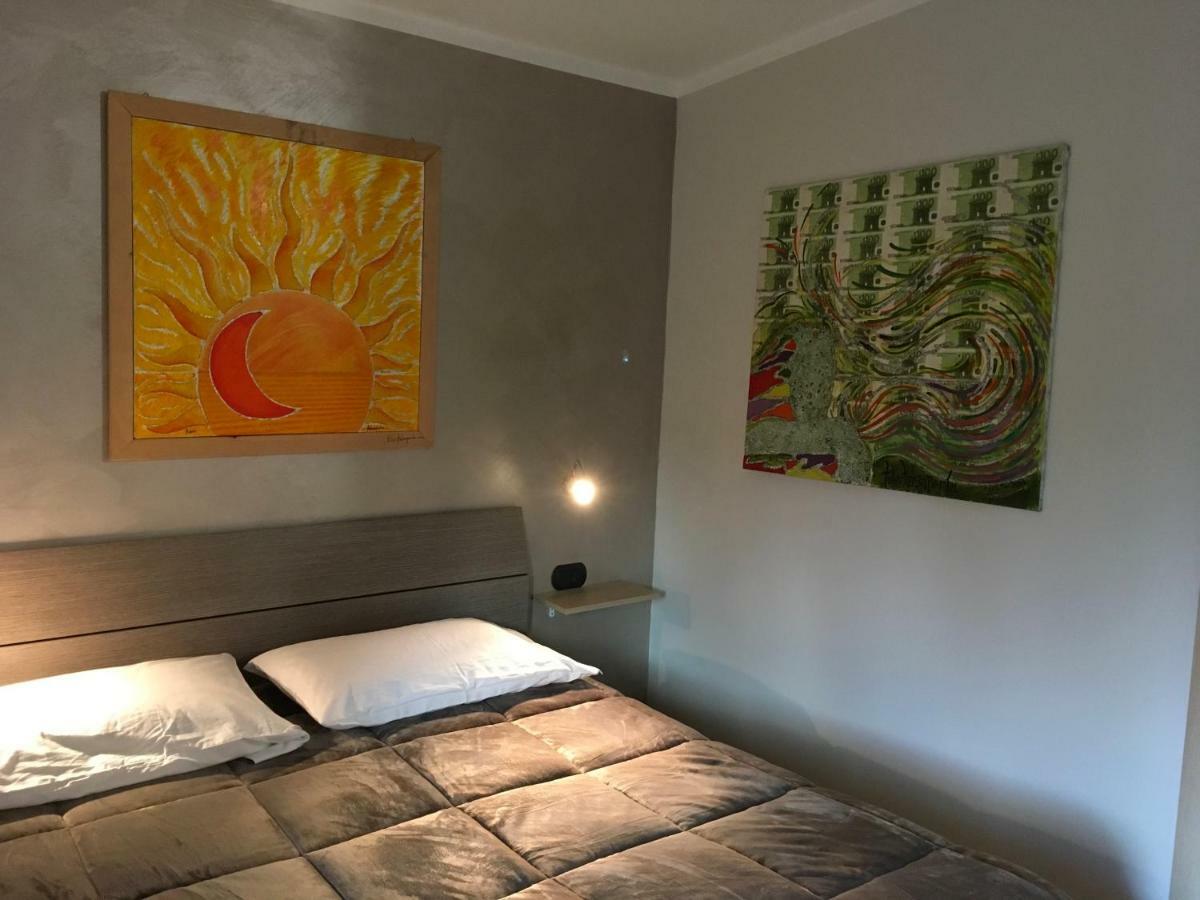 Rainbow Sweet Rooms Valmontone Bagian luar foto